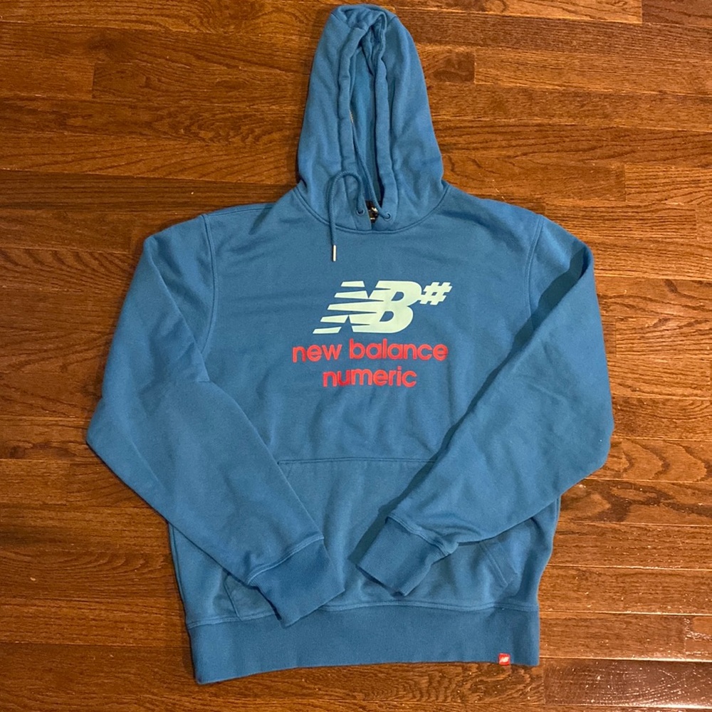 Mens New Balance sweatshirt